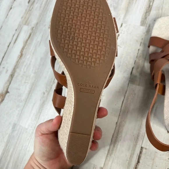 Cole Haan Crystal Wedge Sandal Brown Leather NEW Size 8 - Picture 2 of 11